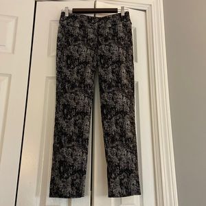 Black and White 0P Stretch Straight Leg Pants